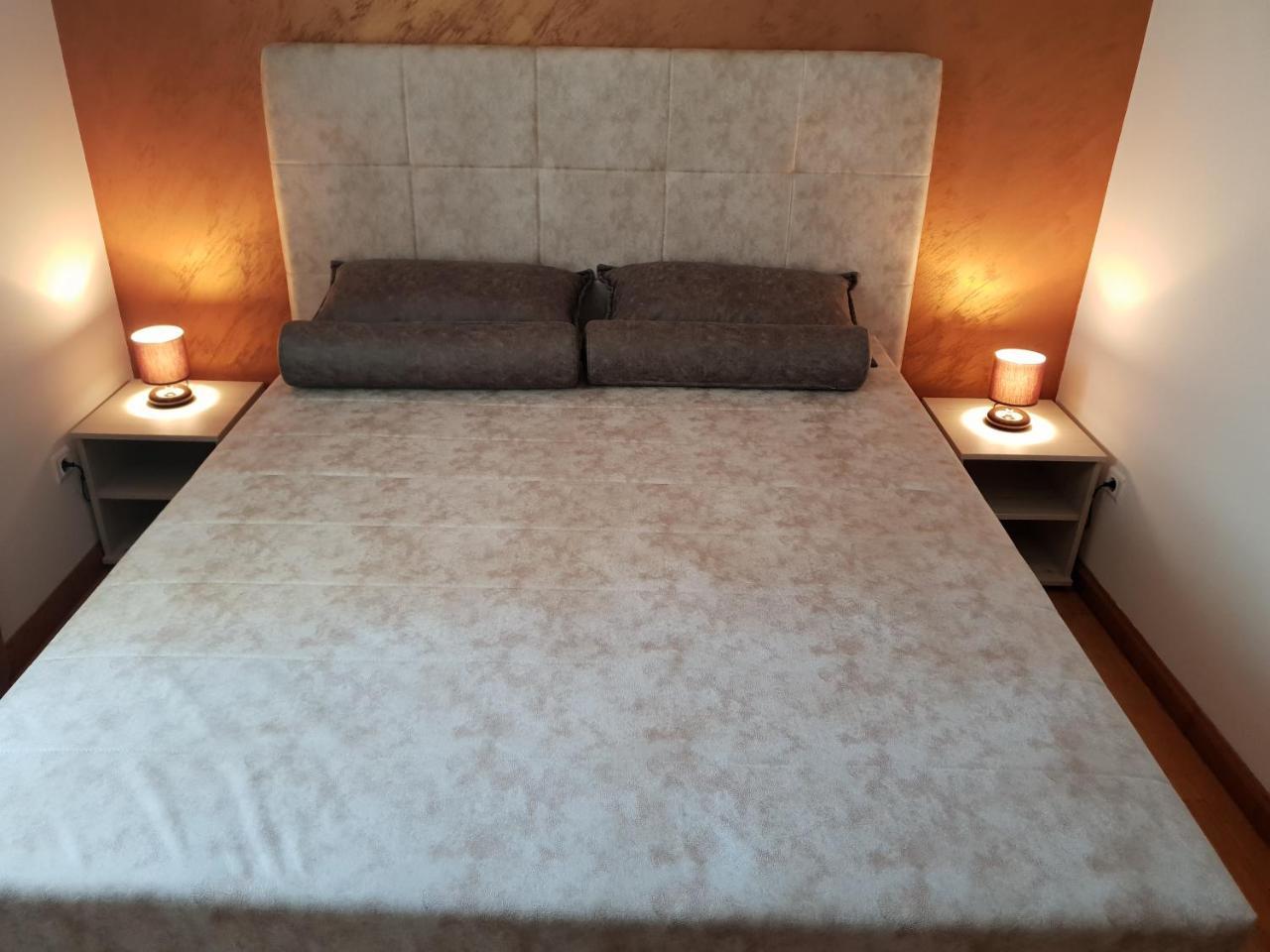 Apartman Kej Free Parking 克拉列沃 外观 照片