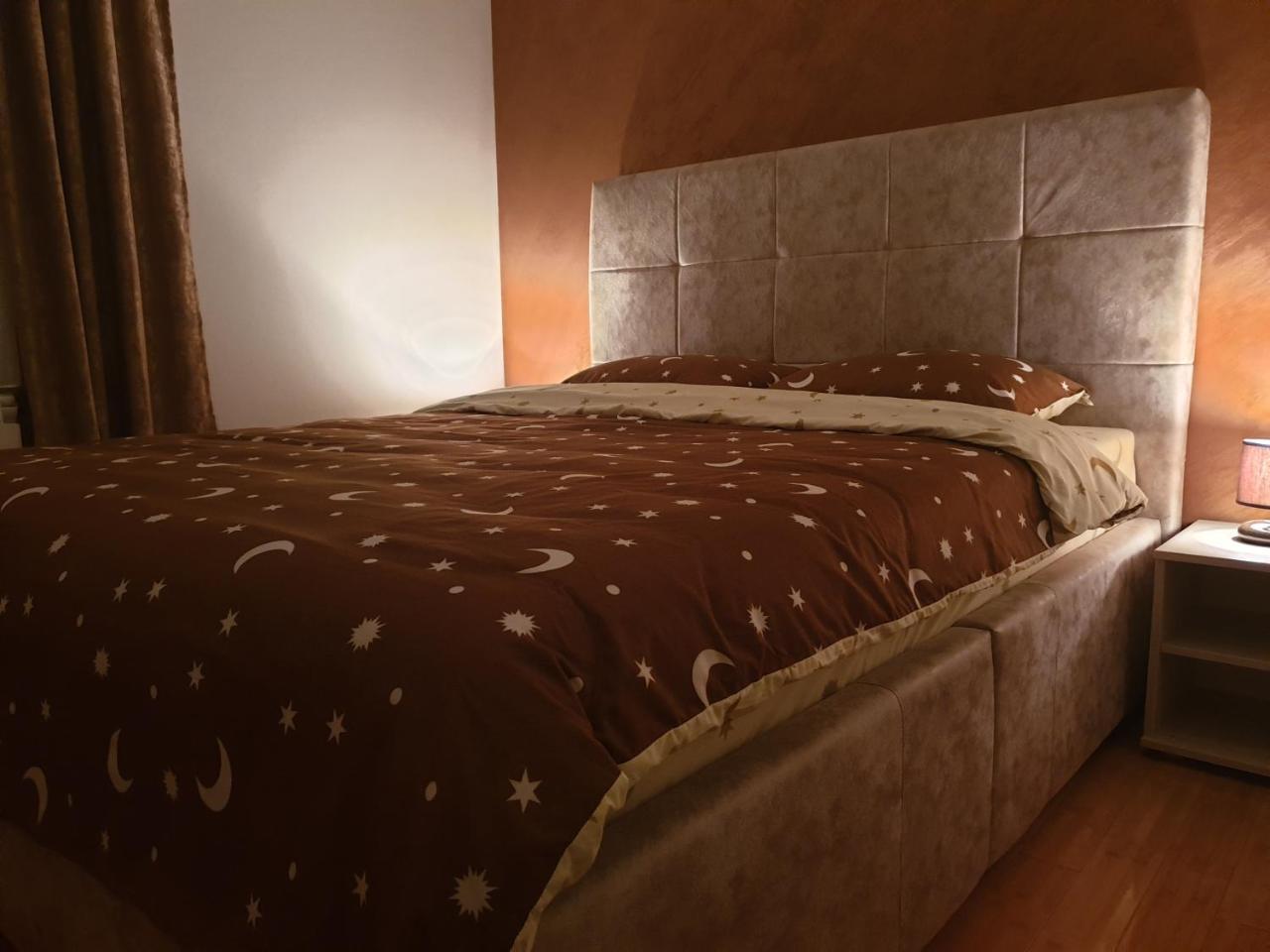 Apartman Kej Free Parking 克拉列沃 外观 照片